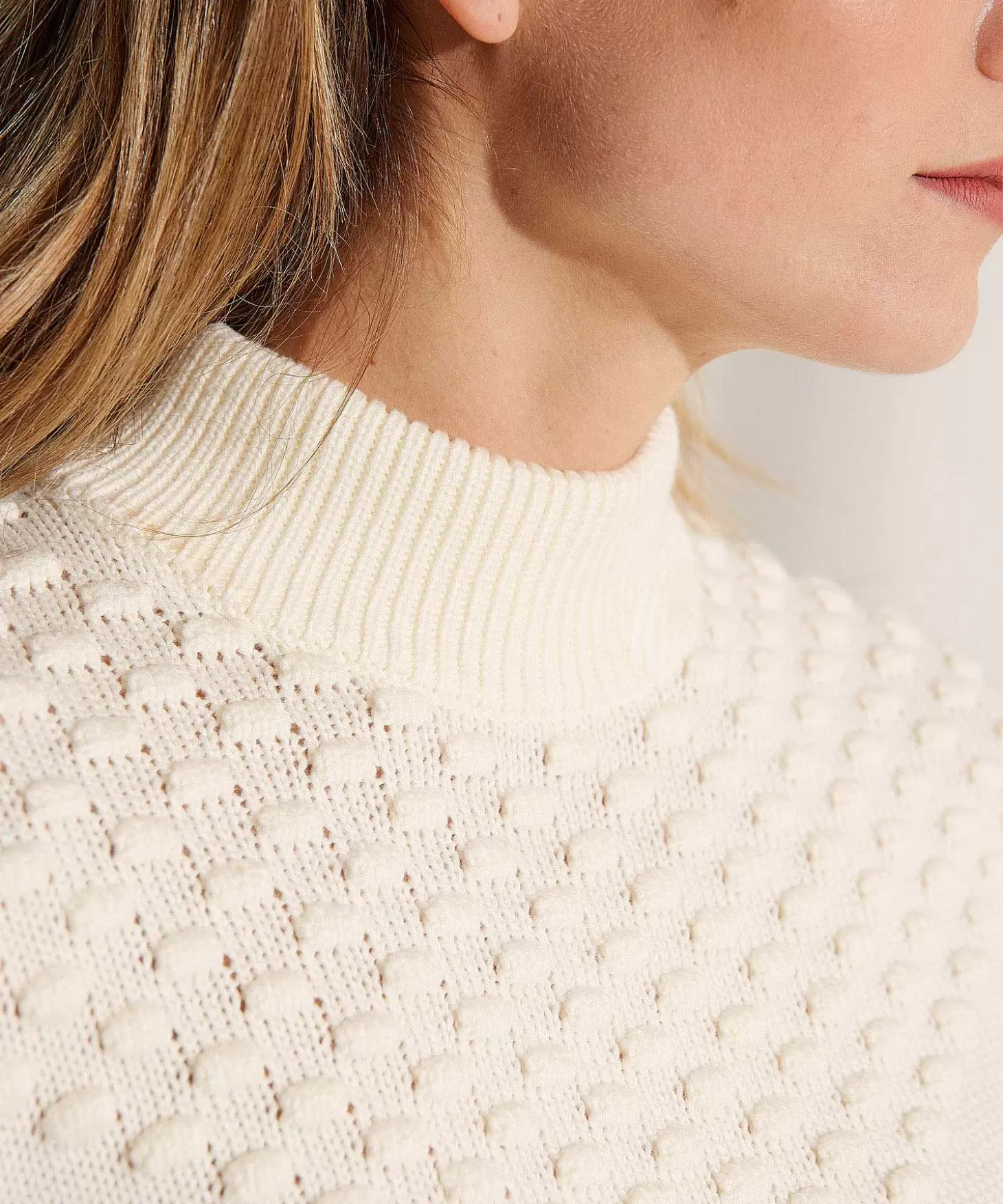 Turtleneck Sweater With Polka Dots*Emotions Online