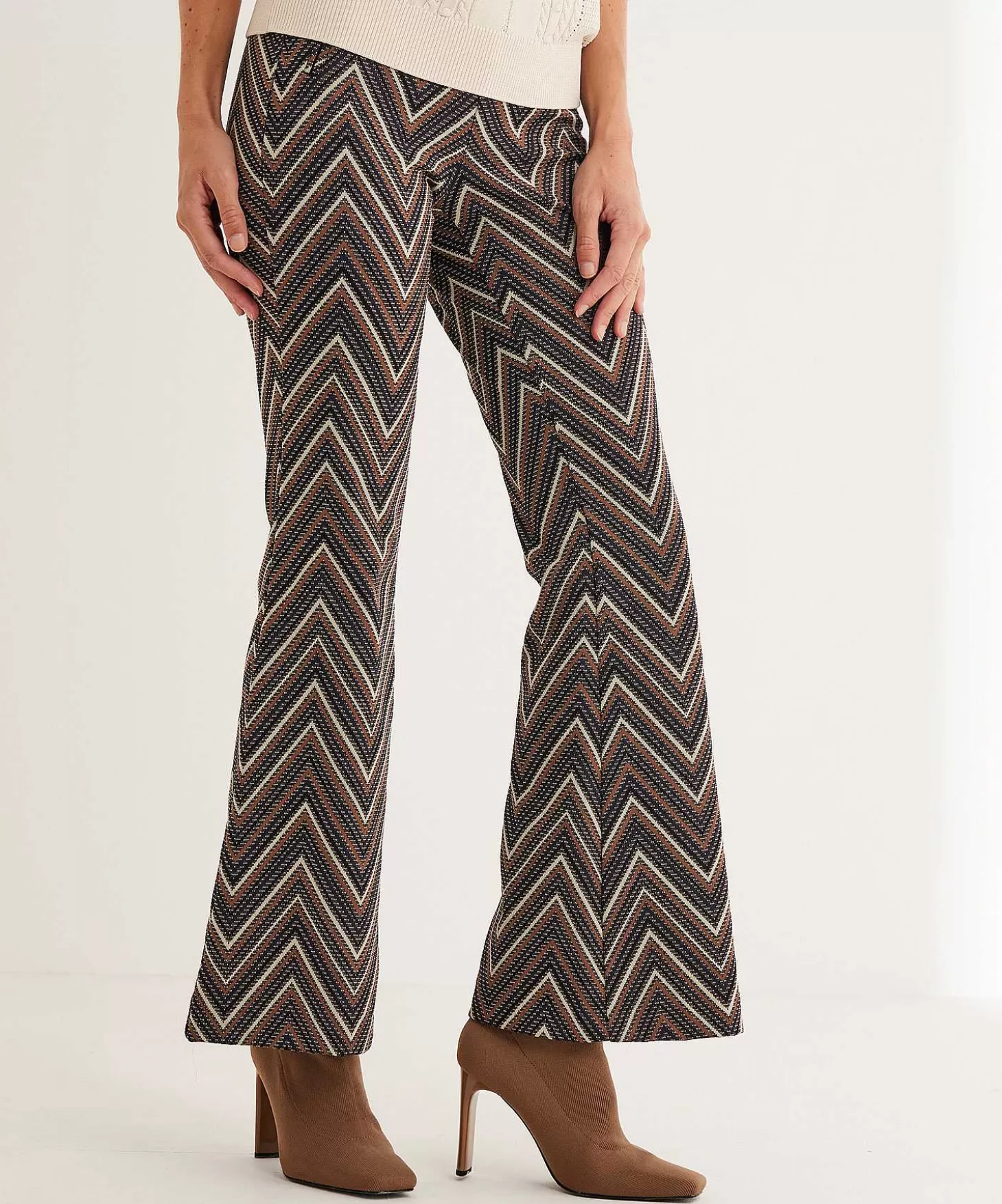 Bootcut Pants Zigzag Jacquard*MAC Jeans Store