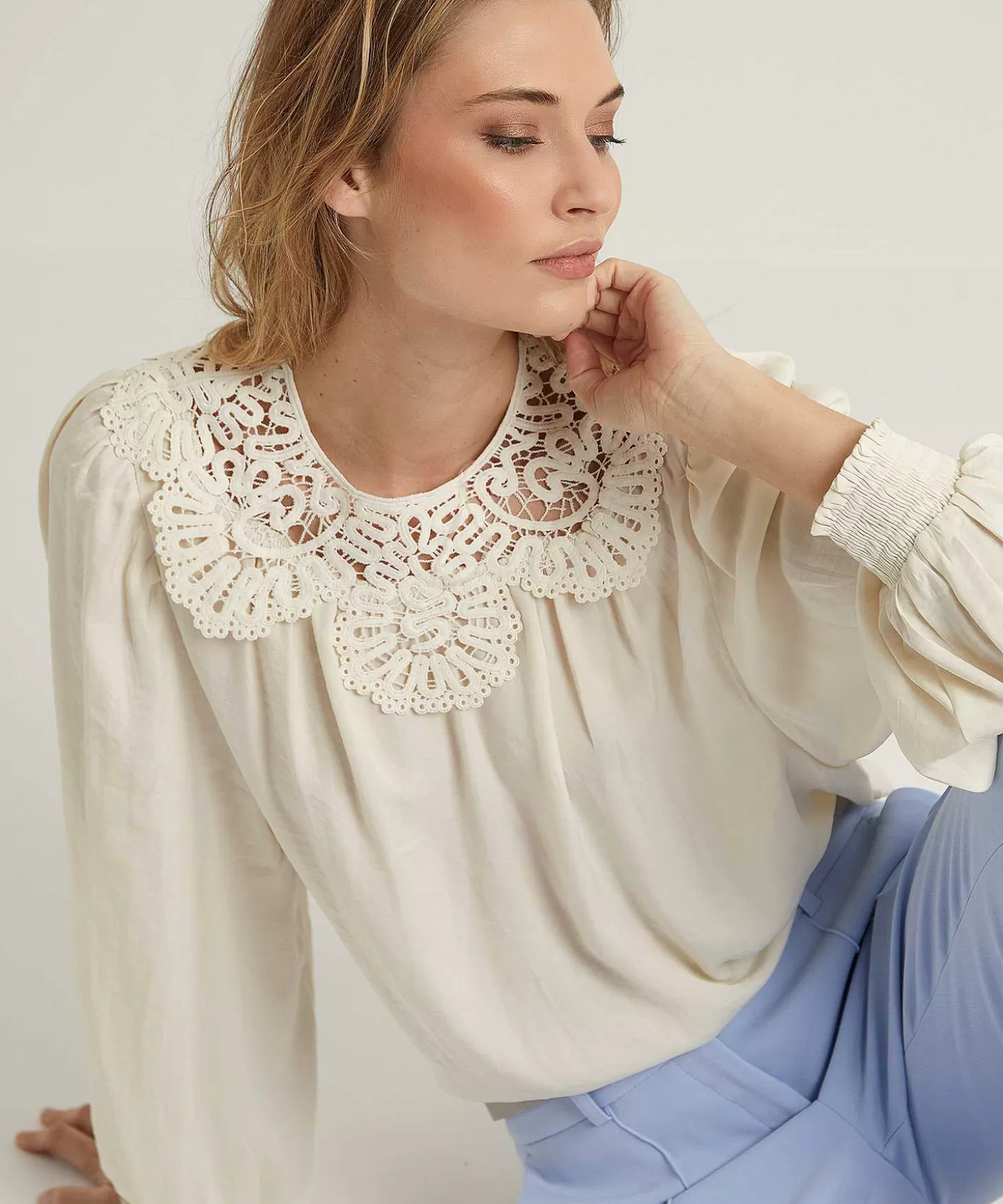 Silky Blouse With Lace*Summum Cheap